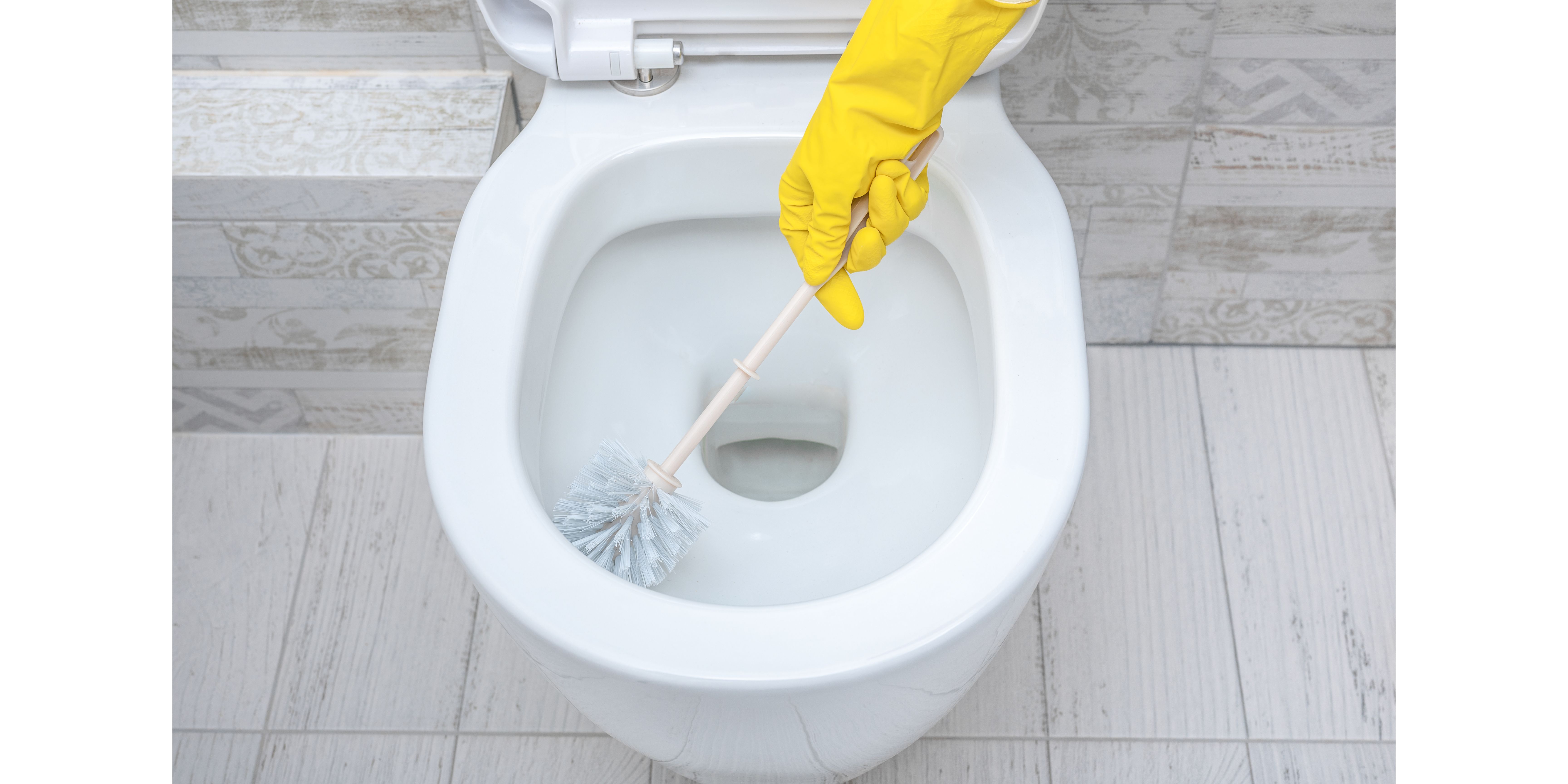 deep cleaning service cleaning wc professional cleaner washing toilet brush up toilet for cleanliness and hygiene cleaning toilet bowl toilet scrubbing